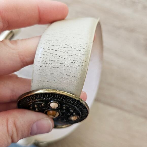 Vintage Etienne Aigner Cream Leather Slide Adjustable Belt sz Large Boho Casual - Picture 7 of 7
